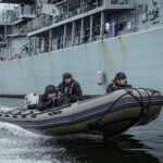 millitary-inflatable-boats-1