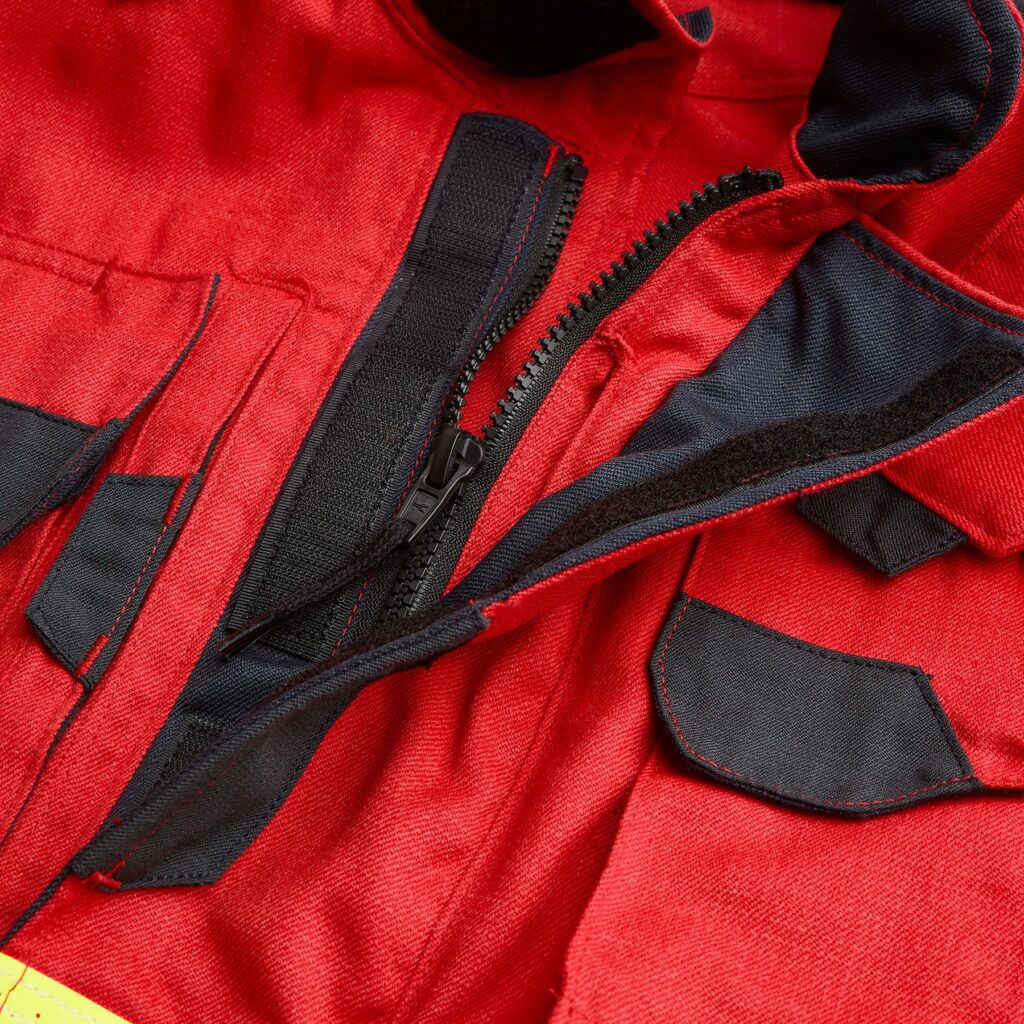 defender-902-903-firefighters-wildland-suit-zip-opening